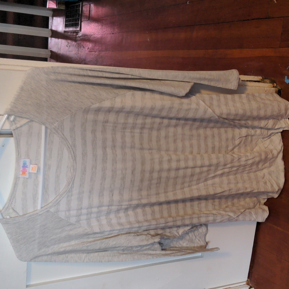 Lula Roe shirt